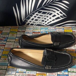 Artisure Women’s Black Loafers Slip-On Size 7 (EU 38)